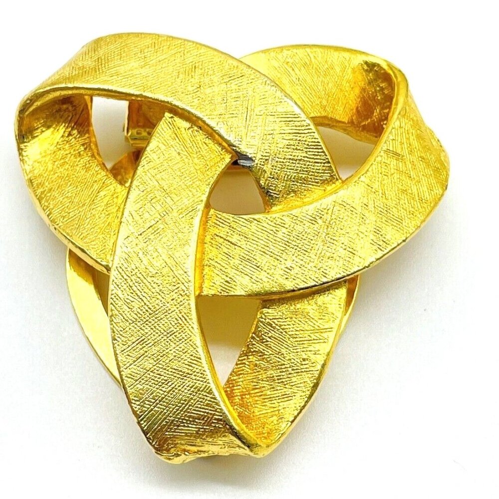 Vintage LIEBA USA Gold Tone Knot Scarf Clip Signed Sculptural